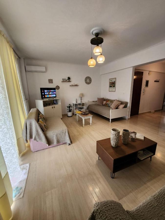 Queen Aspri Apartment 3' Min To The Beach! Antikyra Exteriör bild
