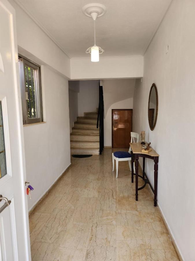 Queen Aspri Apartment 3' Min To The Beach! Antikyra Exteriör bild